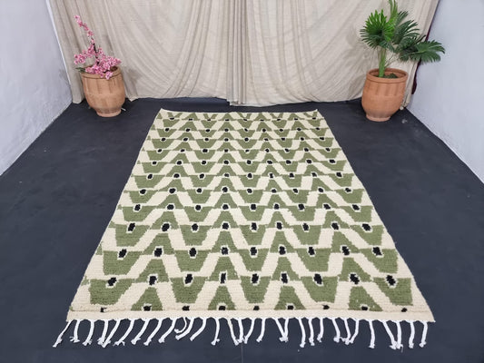 Emerald green and beige Moroccan handmade rug with geometric pattern