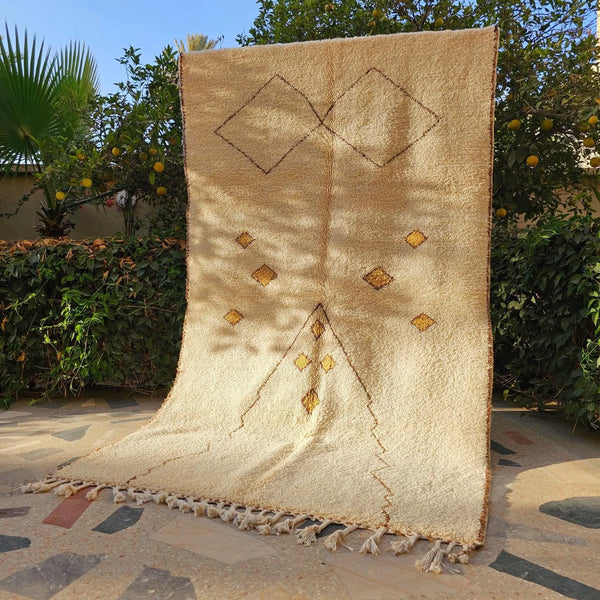 Handcrafted Moroccan wool rug for cozy living rooms bedrooms and quiet spaces